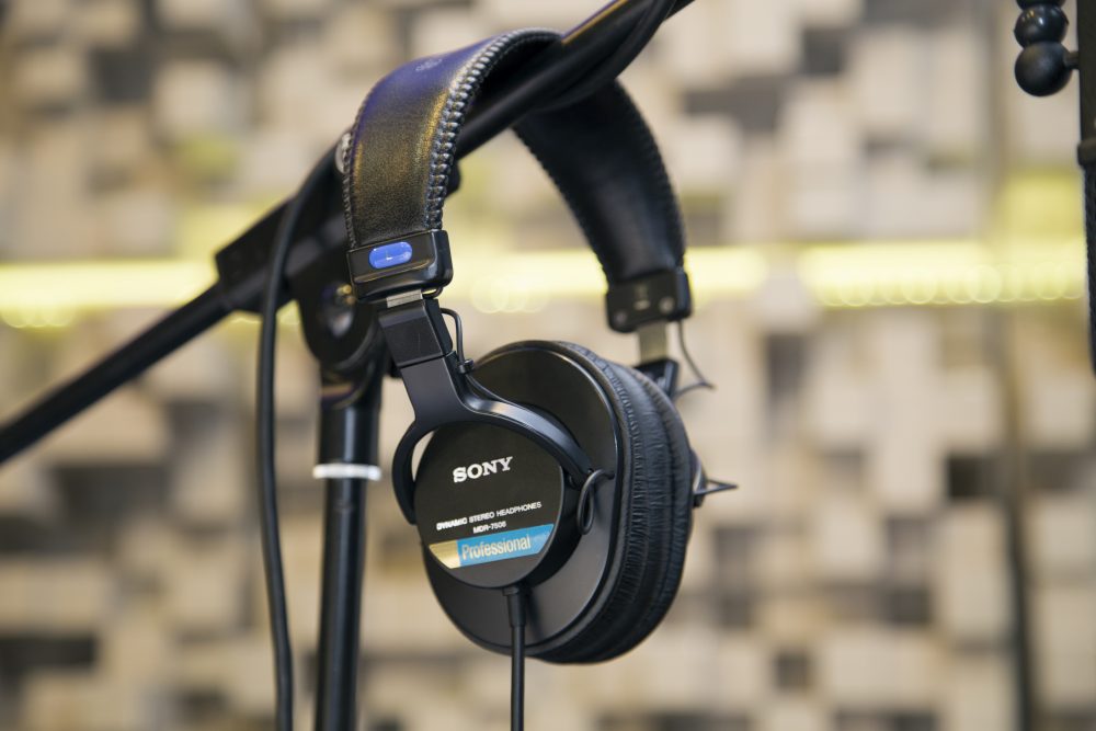 Sony MDR-7506 Studio Headphone Review - Sonarworks Blog