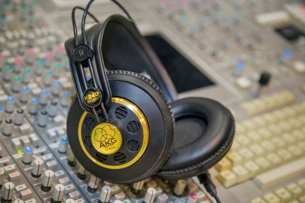 AKG K240 Studio Recording Monitoring Headphones+DAC Headphone Amp
